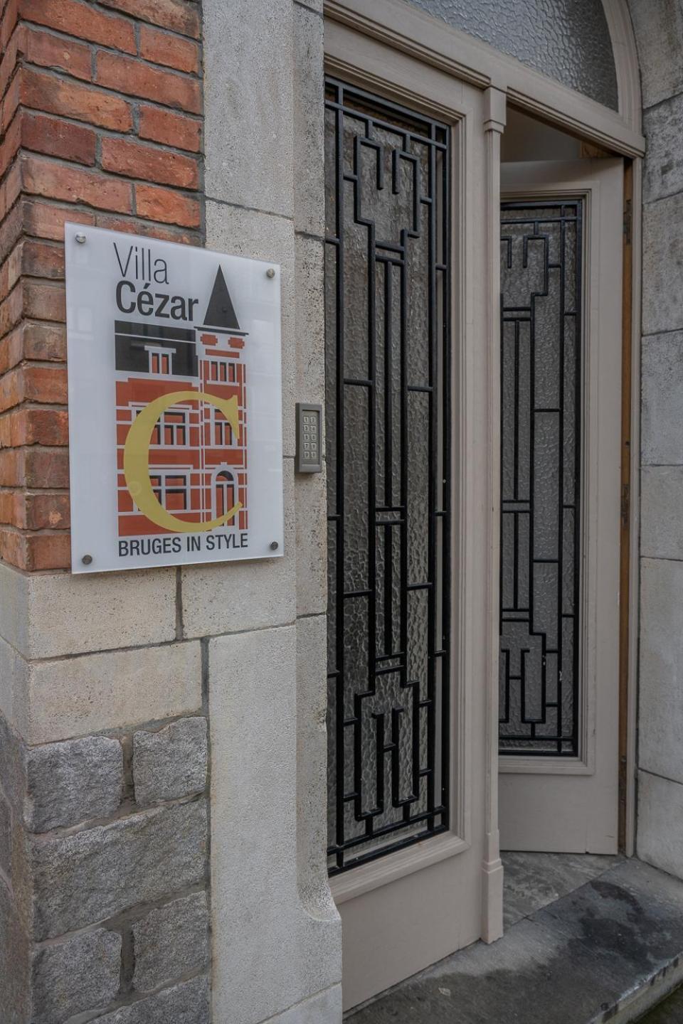 Villa Cezar - Big House At The Center Of Bruges - Free Parking Bagian luar foto
